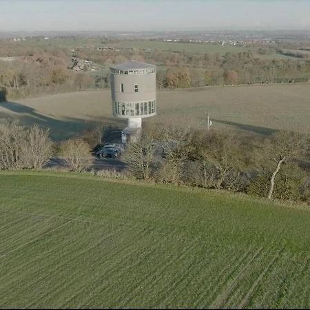 Вілла Luxury Converted Water Tower In Flockton Emley Екстер'єр фото