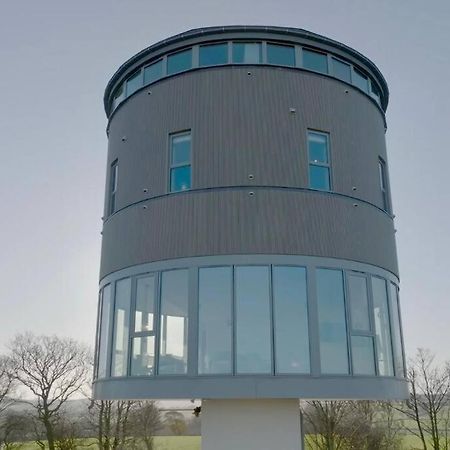 Вілла Luxury Converted Water Tower In Flockton Emley Екстер'єр фото